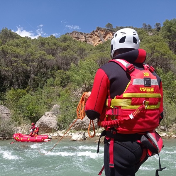 Terminamos otro curso de Técnico de Rescate en Aguas rápidas e Inundaciones con Bomberos Zaragoza
