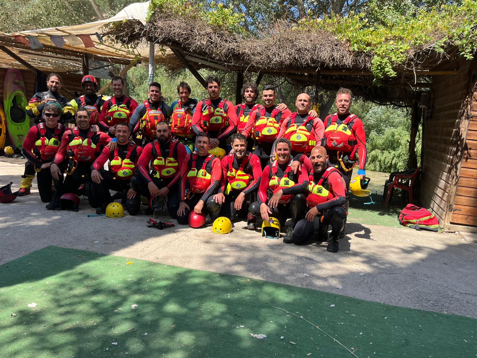 Durante las jornadas de rescate estuvimos con bomberos de Granada y levante almeriense.