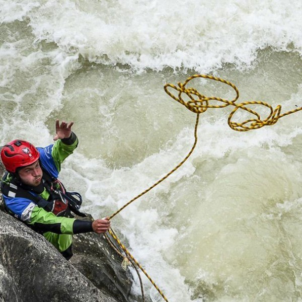 Curso de rescate en ríos